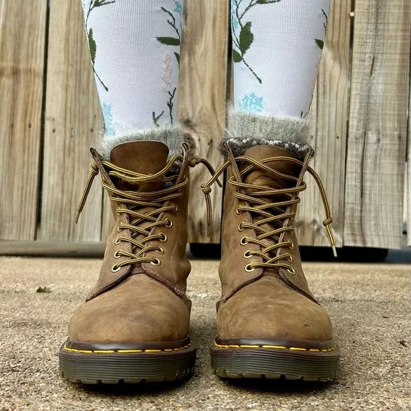 Vintage Dr Martens 1460 Boots 8 Eye Brown 6 UK 8 US Y2K - Picture 3 of 10